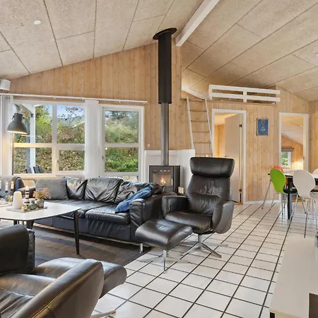 Beautiful In With Wifi Holiday home